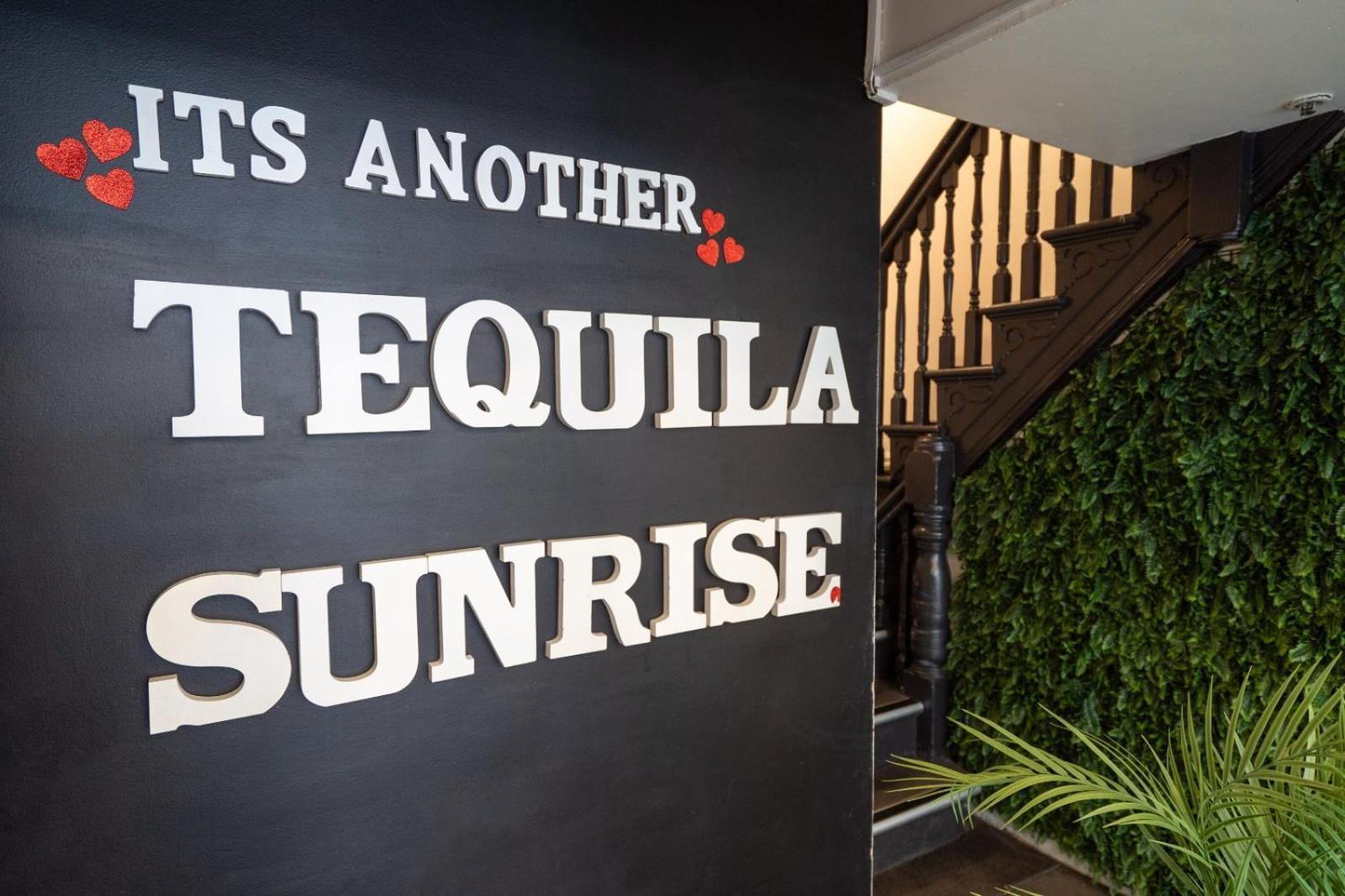Tequila Sunrise Hostel Sydney Exterior foto